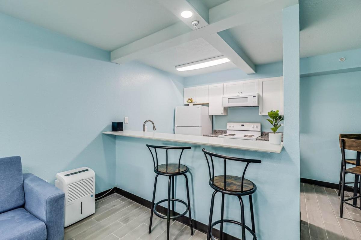 Seaside Boutique Hotel, Waves At Your Doorstep 포트 애런사스 외부 사진